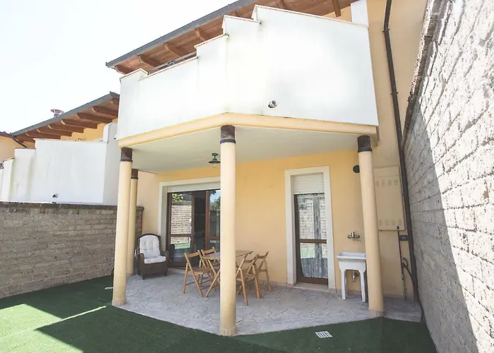 Malu Citta Sant Angelo Confortevoli E Parcheggio Gratuito 3* Citta Sant'Angelo